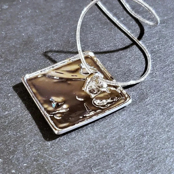 Abstract Flowers Green Leaves Square Pendant Silver Snake Chain Necklace - Picture 8 of 10